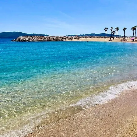 Joli A 1 Minute De La Διαμέρισμα *